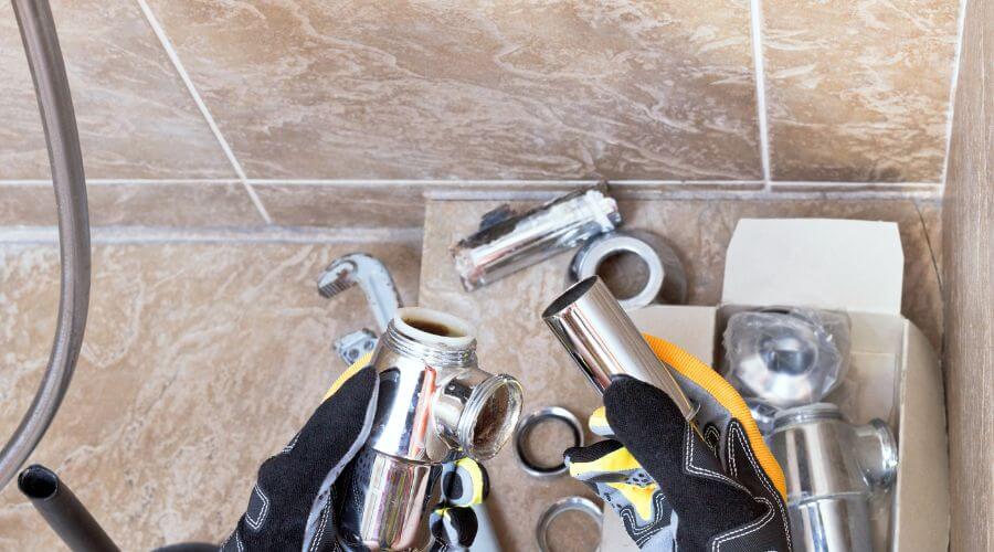 Professional gutter cleaning in Ararat, VA